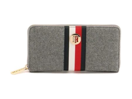 Tommy Hilfiger Core Kadın Cüzdanı on Sale